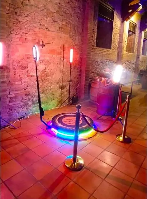 Plataforma videomatón 360 montada en masía